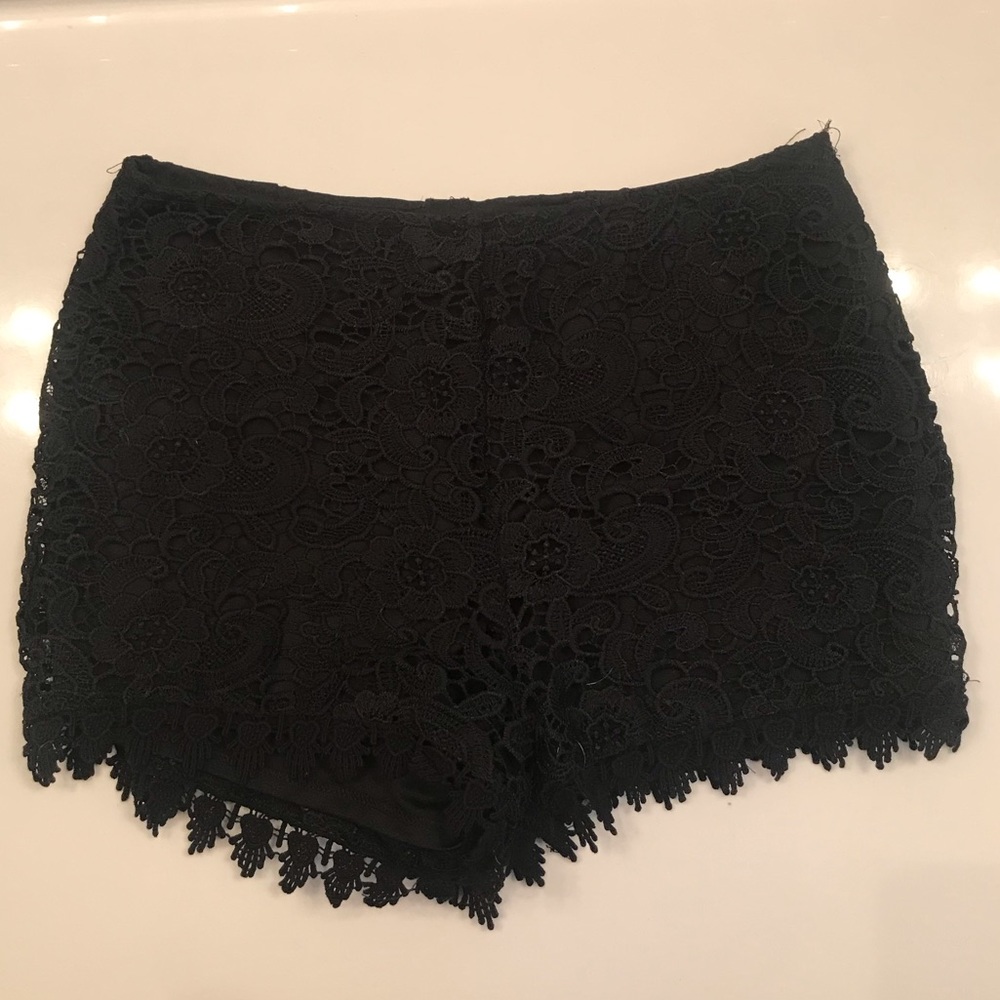 BLUE RAIN black floral shorts